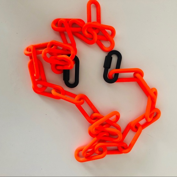 Louis Vuitton SS19 Chain Belt - Picture 2 of 3